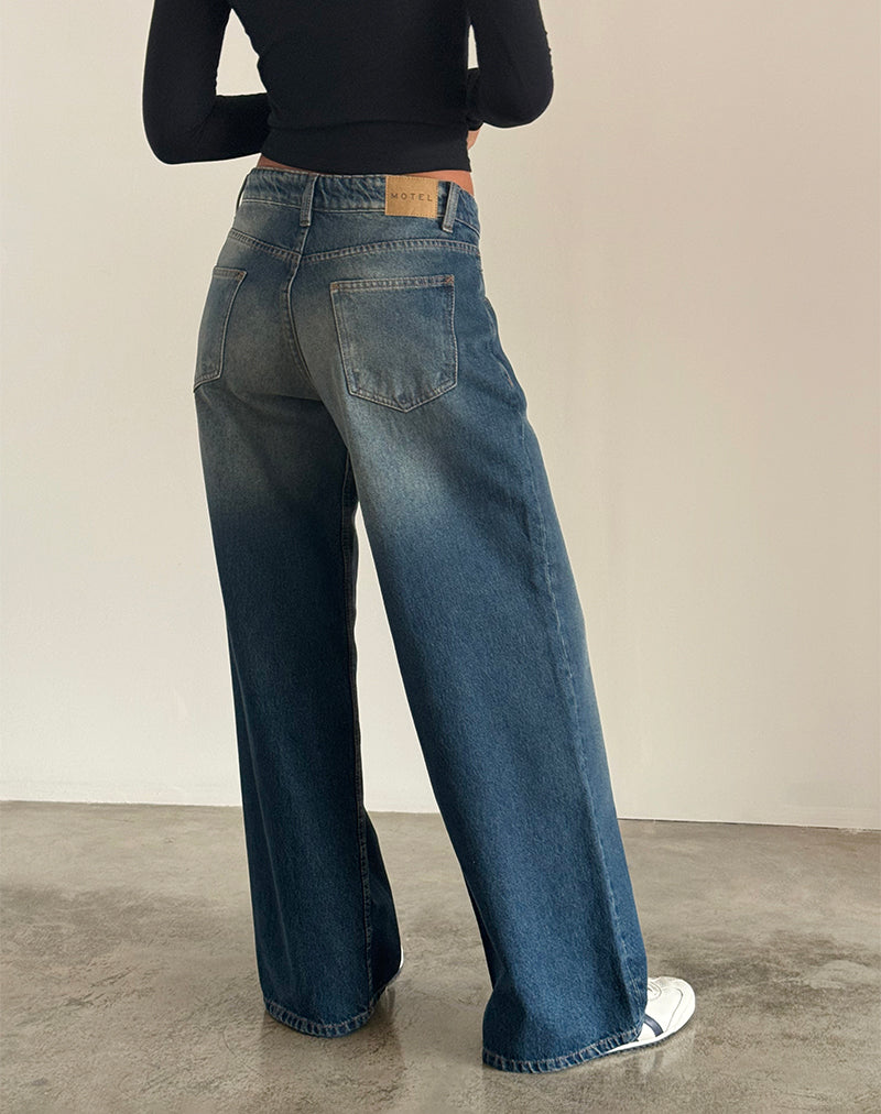 Image de Roomy Extra Wide Low Rise Jeans in Dark Vintage