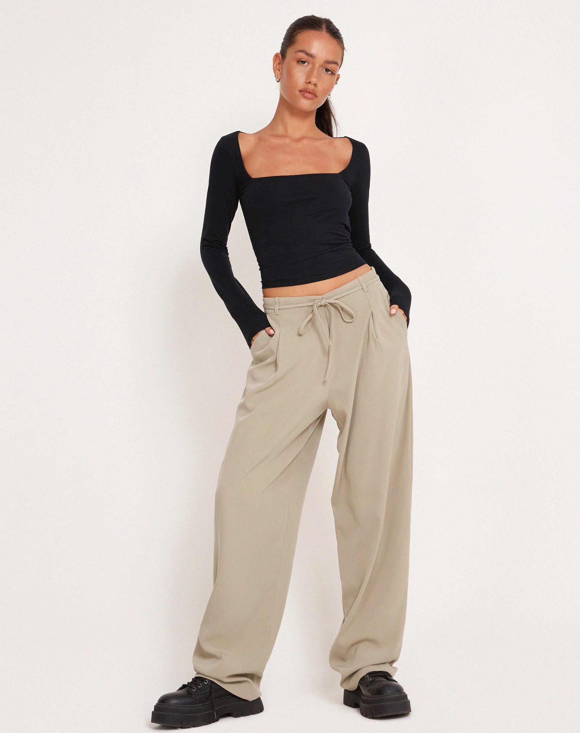 Image de Sabria Trouser in Tailoring Taupe