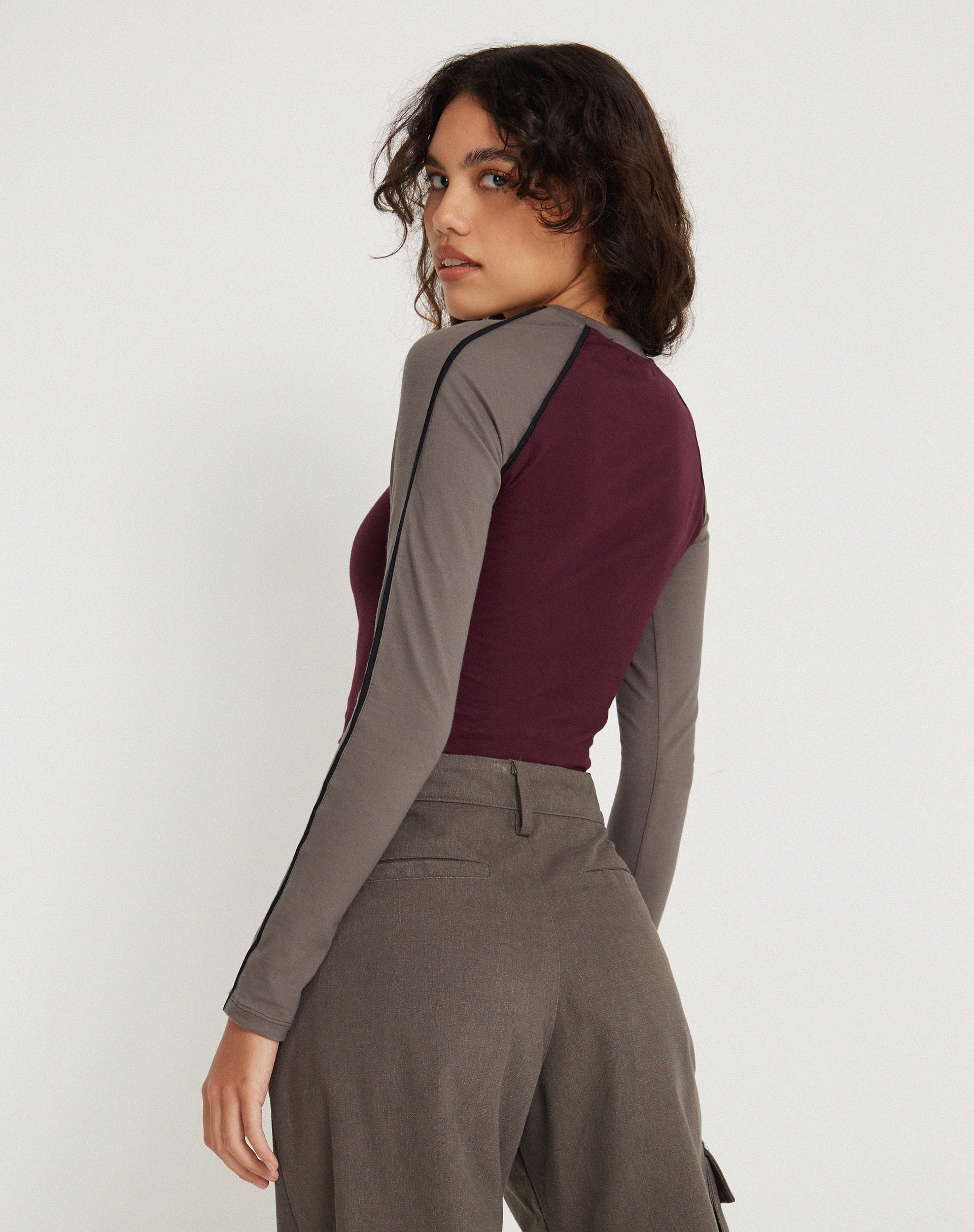 Image de Sachiel Long Sleeve Top in Oxblood Cloudburst Black