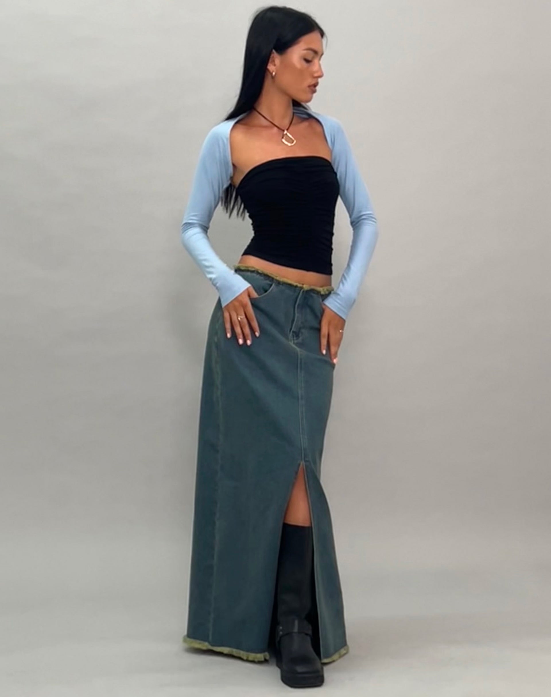Image de Ladri Shrug Top in Nantucket Blue