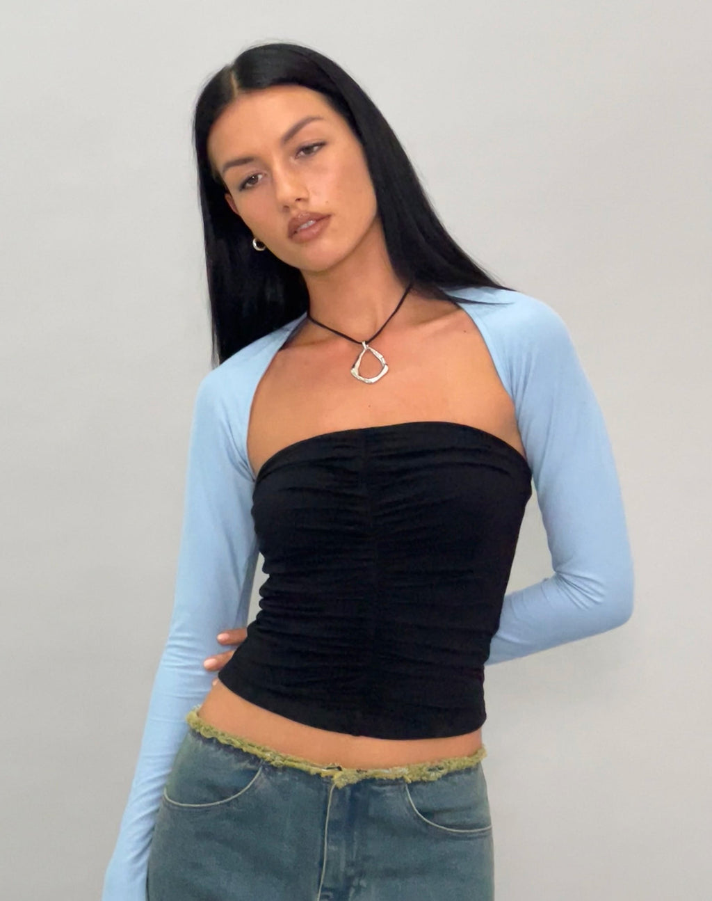 Top bandeau froncé Sajna, noir