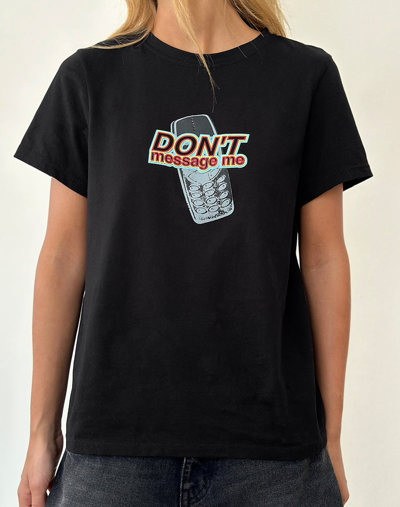 Image de Saki Tee in Black with Don't Message Me Graphic
