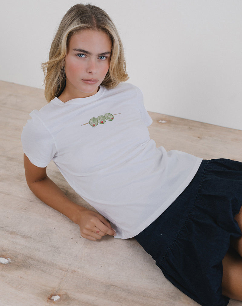 Image de Saki Tee in White with Olives Graphic