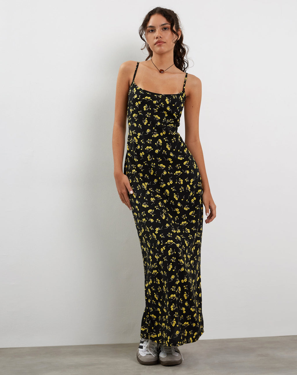 Robe longue Kafka en bouton d'or noir et jaune