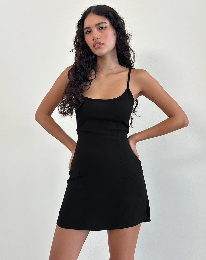 Image de la mini robe Samiya en noir froissé