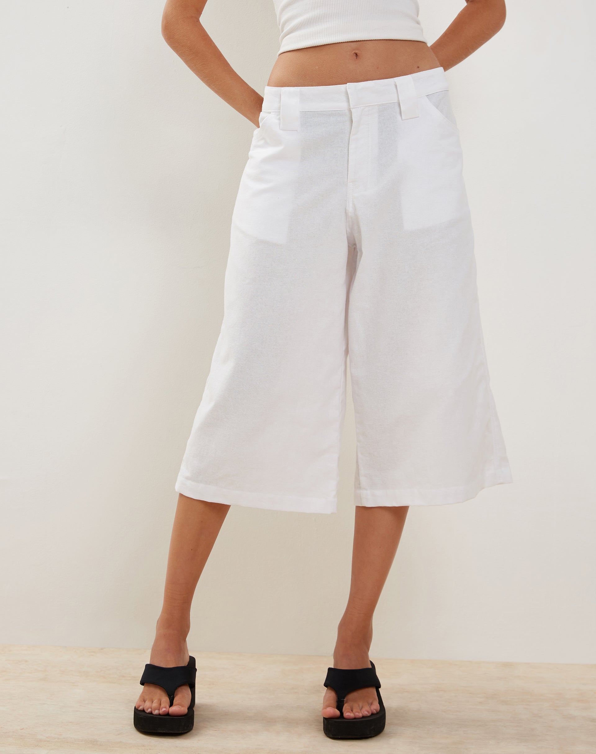 Image de Saomy Short long en blanc
