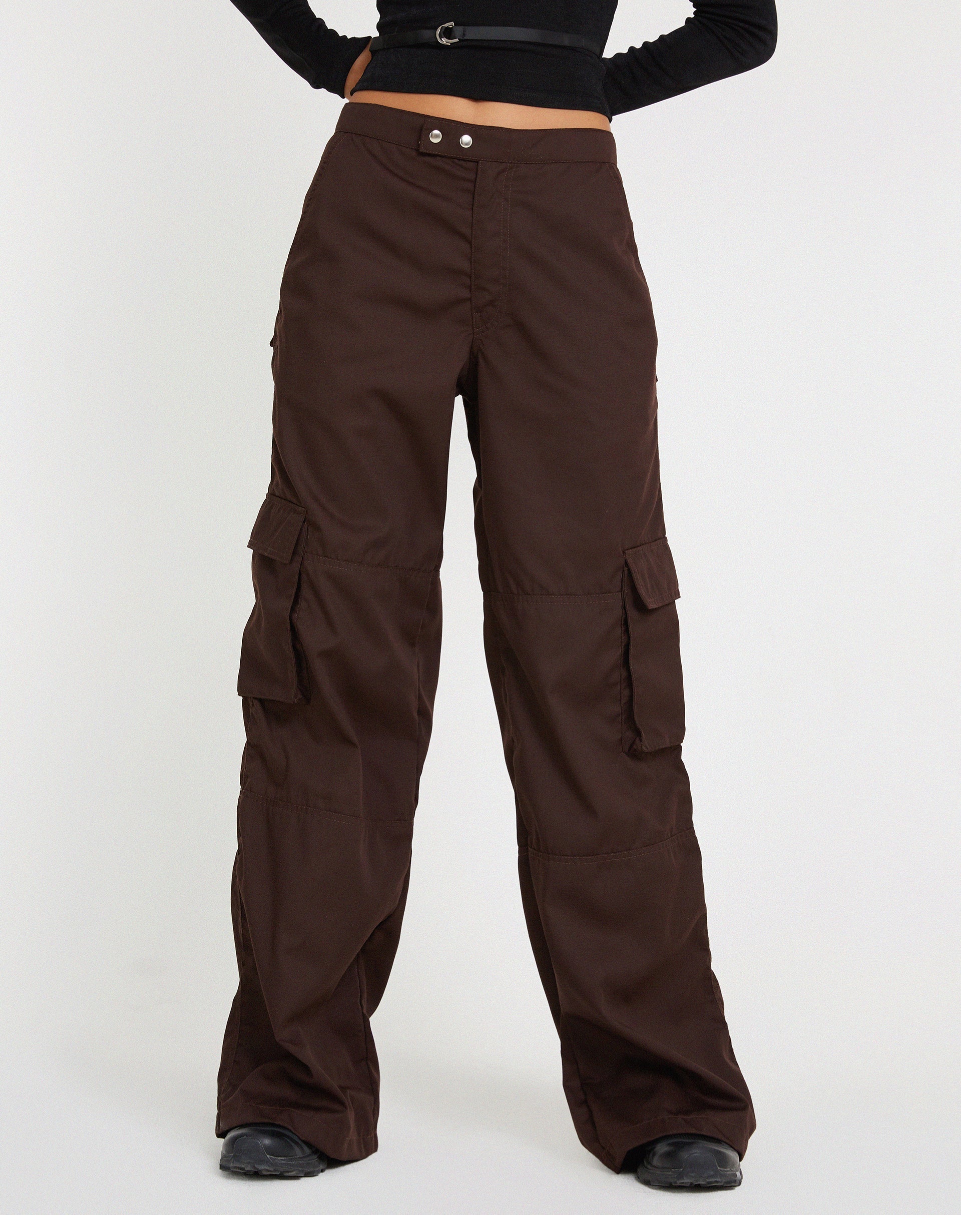 Image de Saul Cargo Trouser in Dark Brown