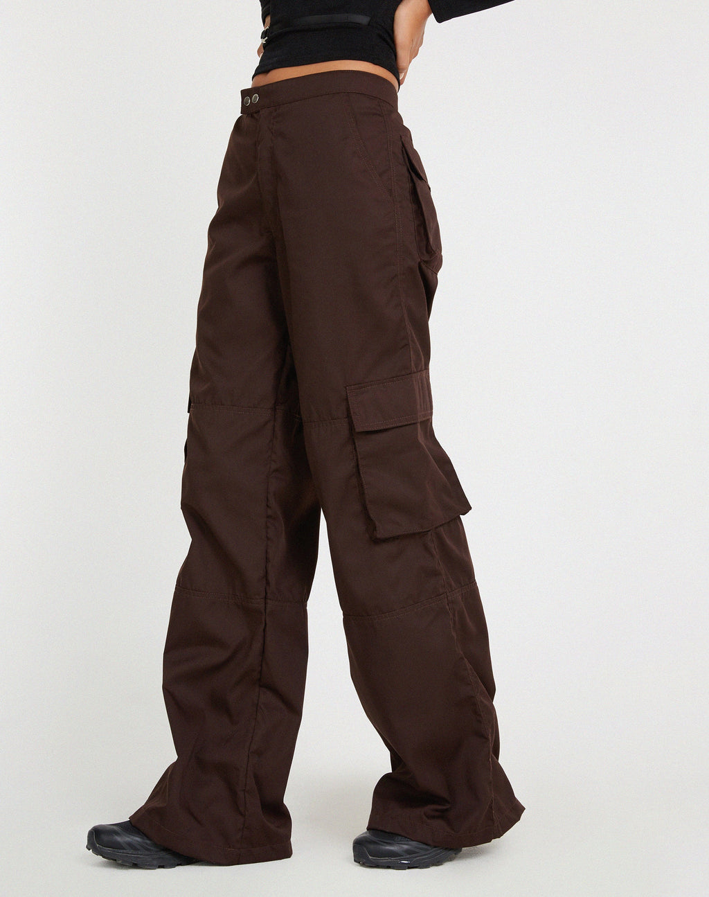 Pantalon cargo Saul en brun foncé