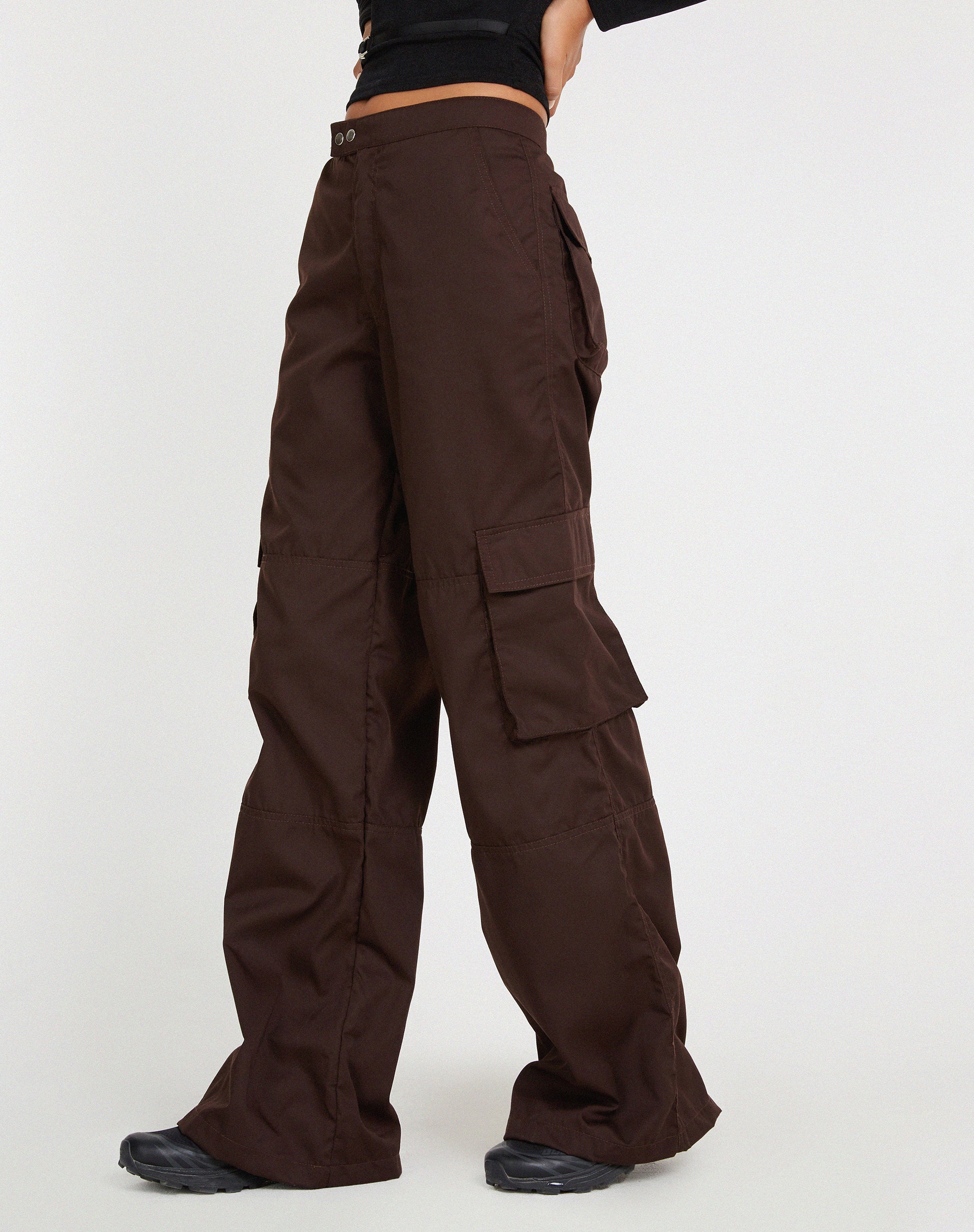 Image de Saul Cargo Trouser in Dark Brown