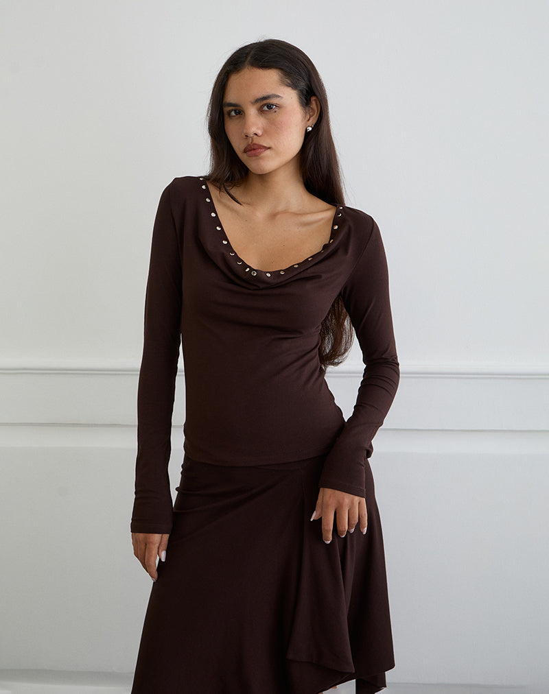 Scanio Long Sleeve Cowl Top with Studs in Bitter Chocolate (Haut de forme à manches longues et clous en chocolat amer)
