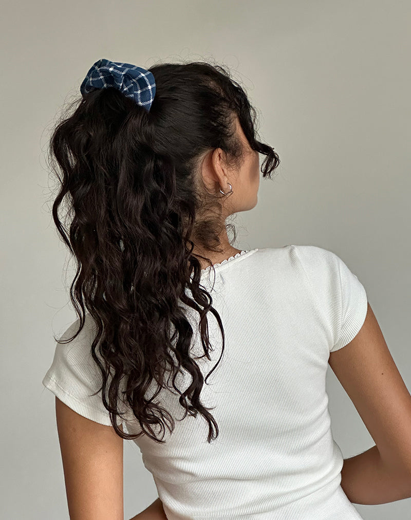 Image du chouchou en tartan marine