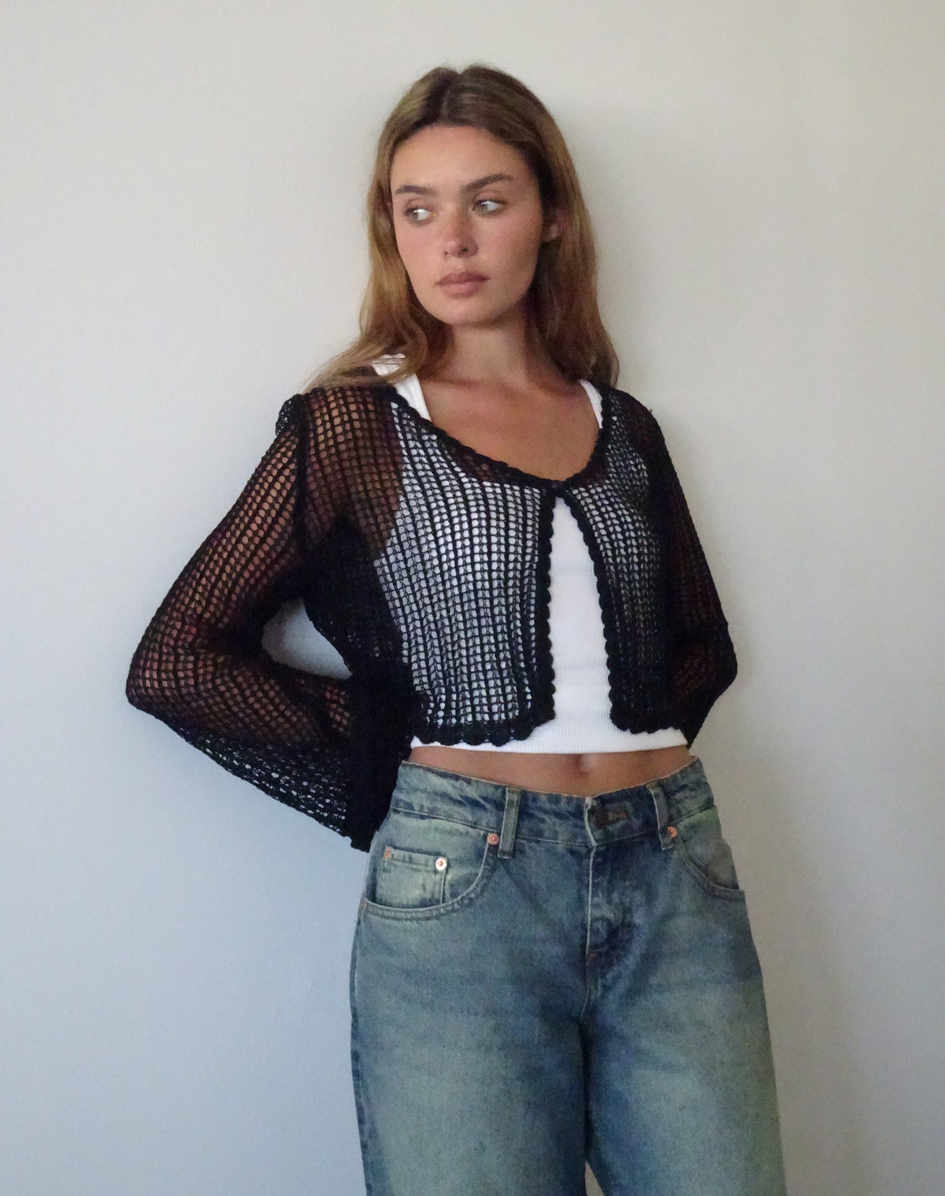 Image de Septa Cardigan en tricot croisé en noir