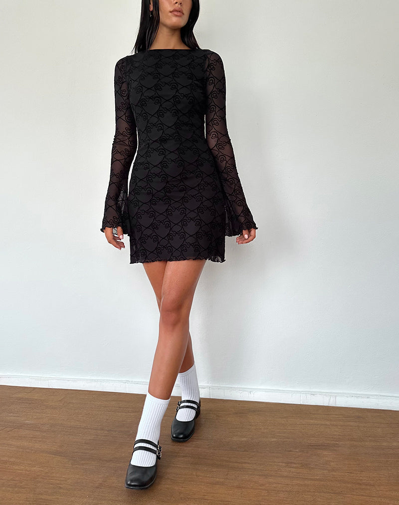 Image de Sevila Mini robe à manches longues en noir Queen of Heart Flock