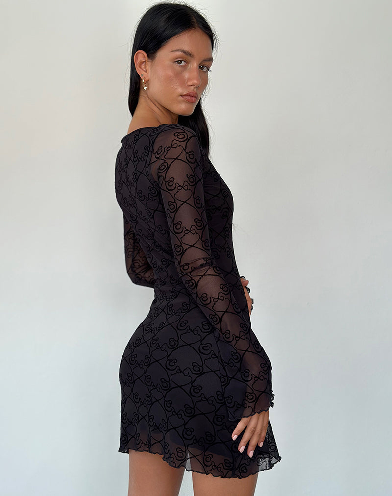 Image de Sevila Mini robe à manches longues en noir Queen of Heart Flock