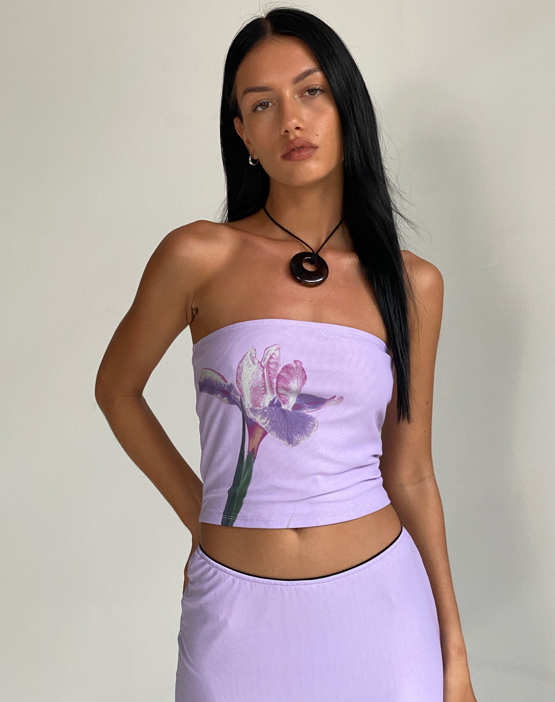 image de Shae Bandeau Top in Lilac Flower Placement