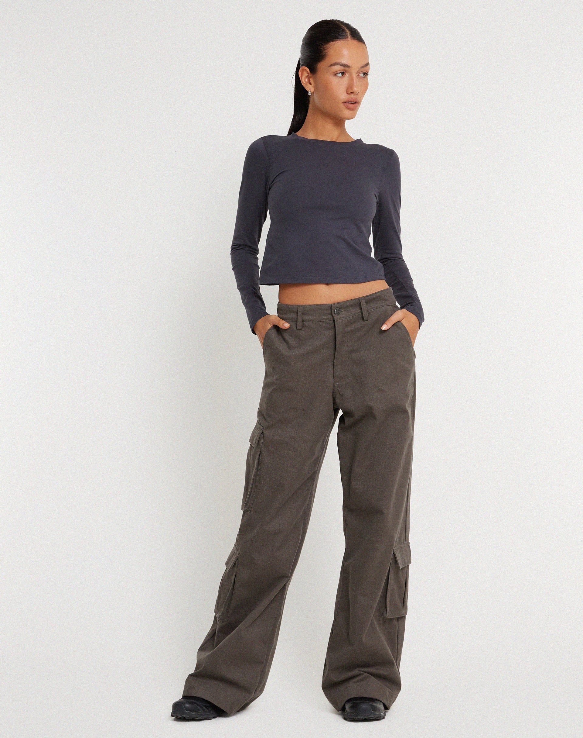 image de Shan Wide Leg Trouser in Dark Grey