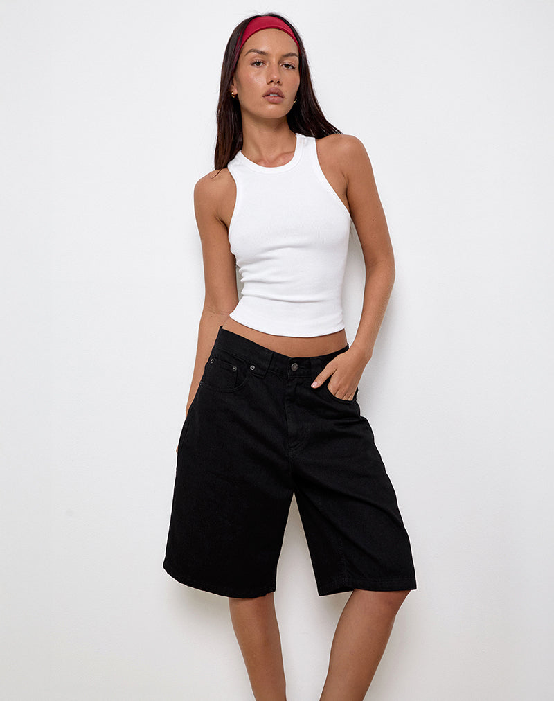 Short patineuse à taille basse en denim noir rincé