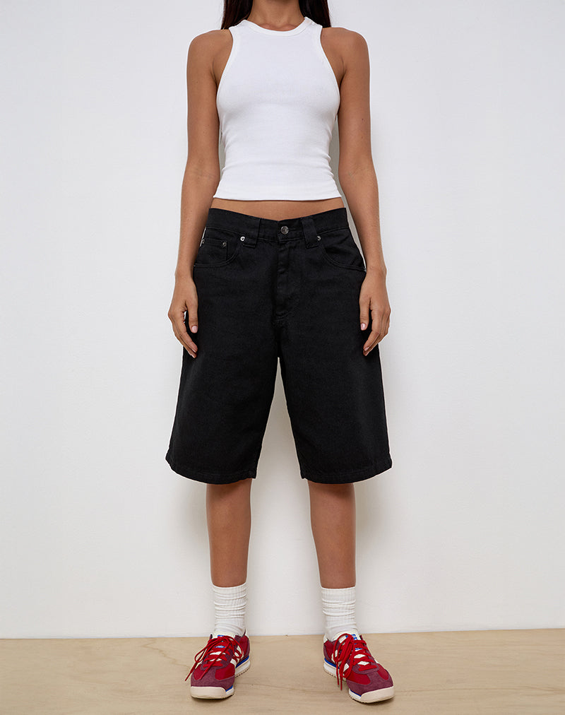 Short patineuse à taille basse en denim noir rincé