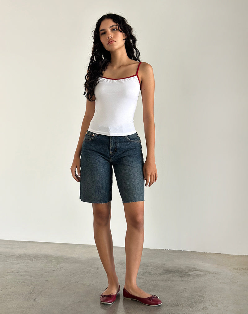 Top Solani en blanc avec fixation rouge adrénaline
