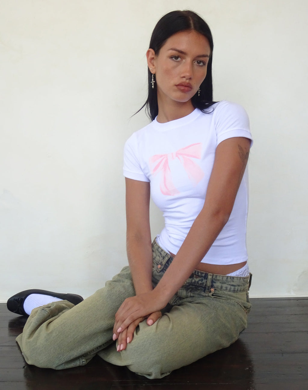 Tee-shirt Sutin Baby en blanc avec imprimé de nœuds roses