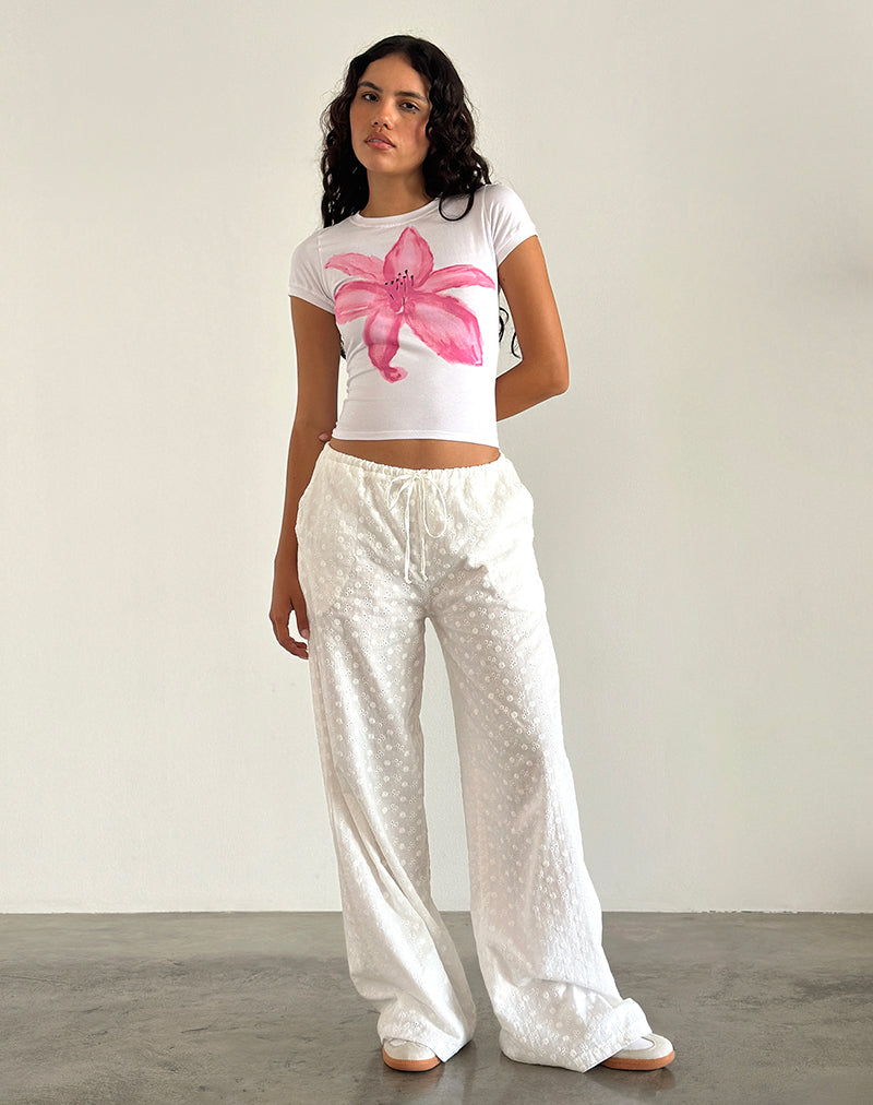 Image de Sutin Tee en blanc avec fleur peinte rose