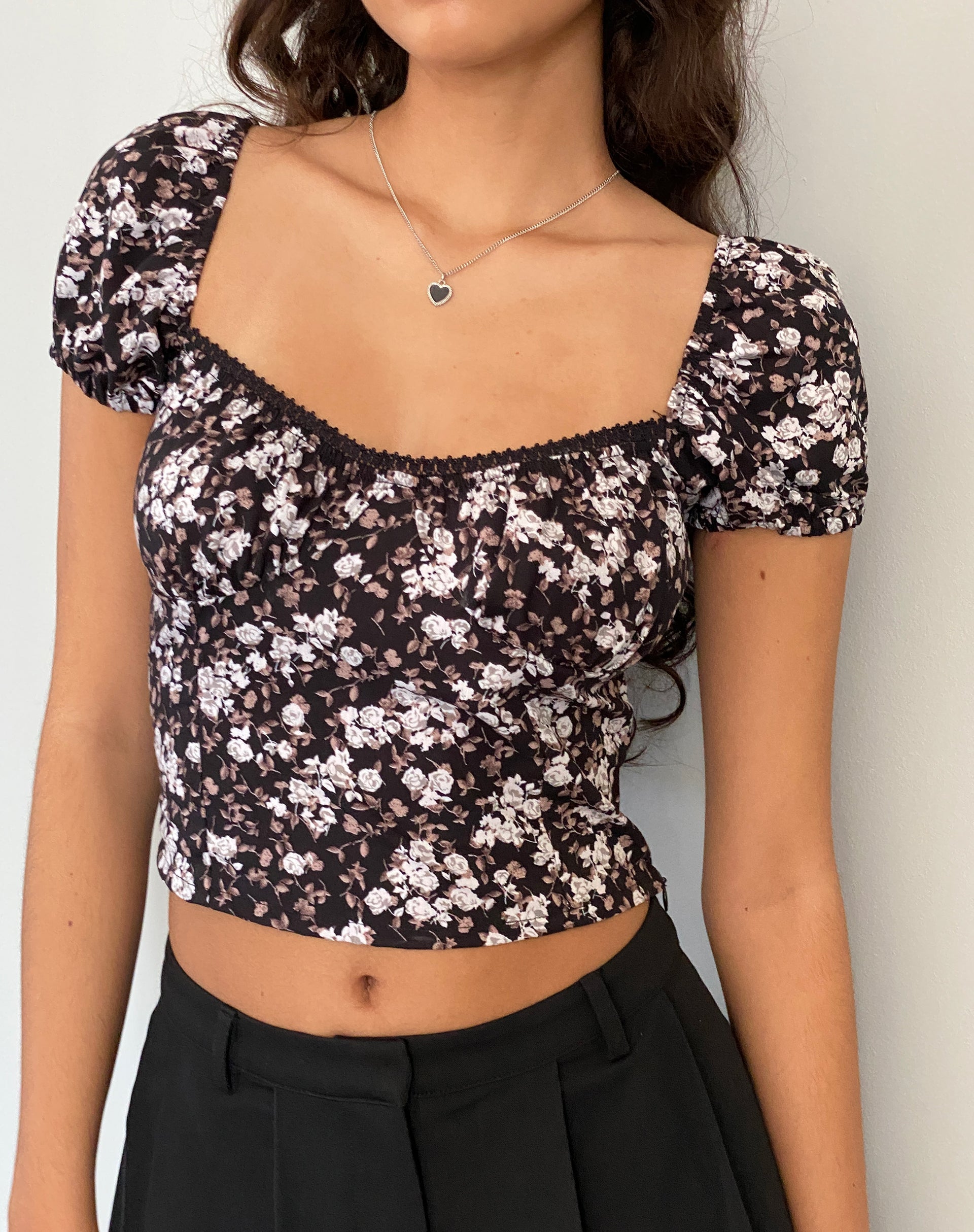 Image de Tezu Sweetheart Top in Dark Wild Flower