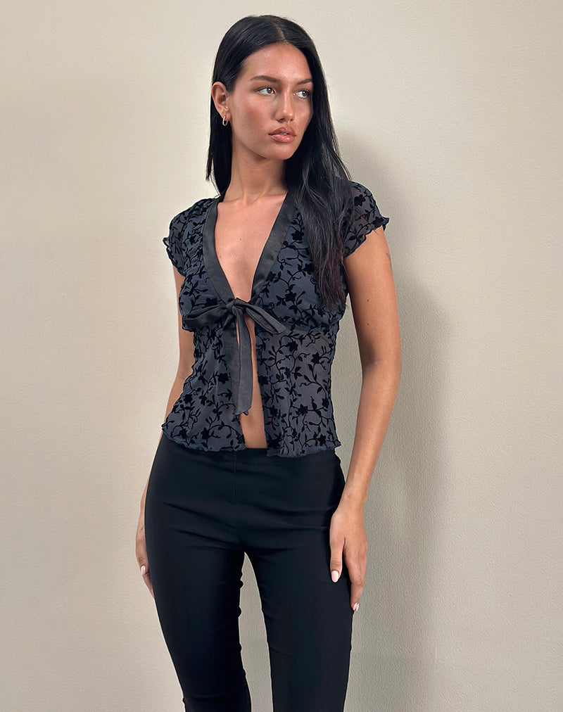 Image de Tifu Tie Top in Navy Pretty Petal Flock