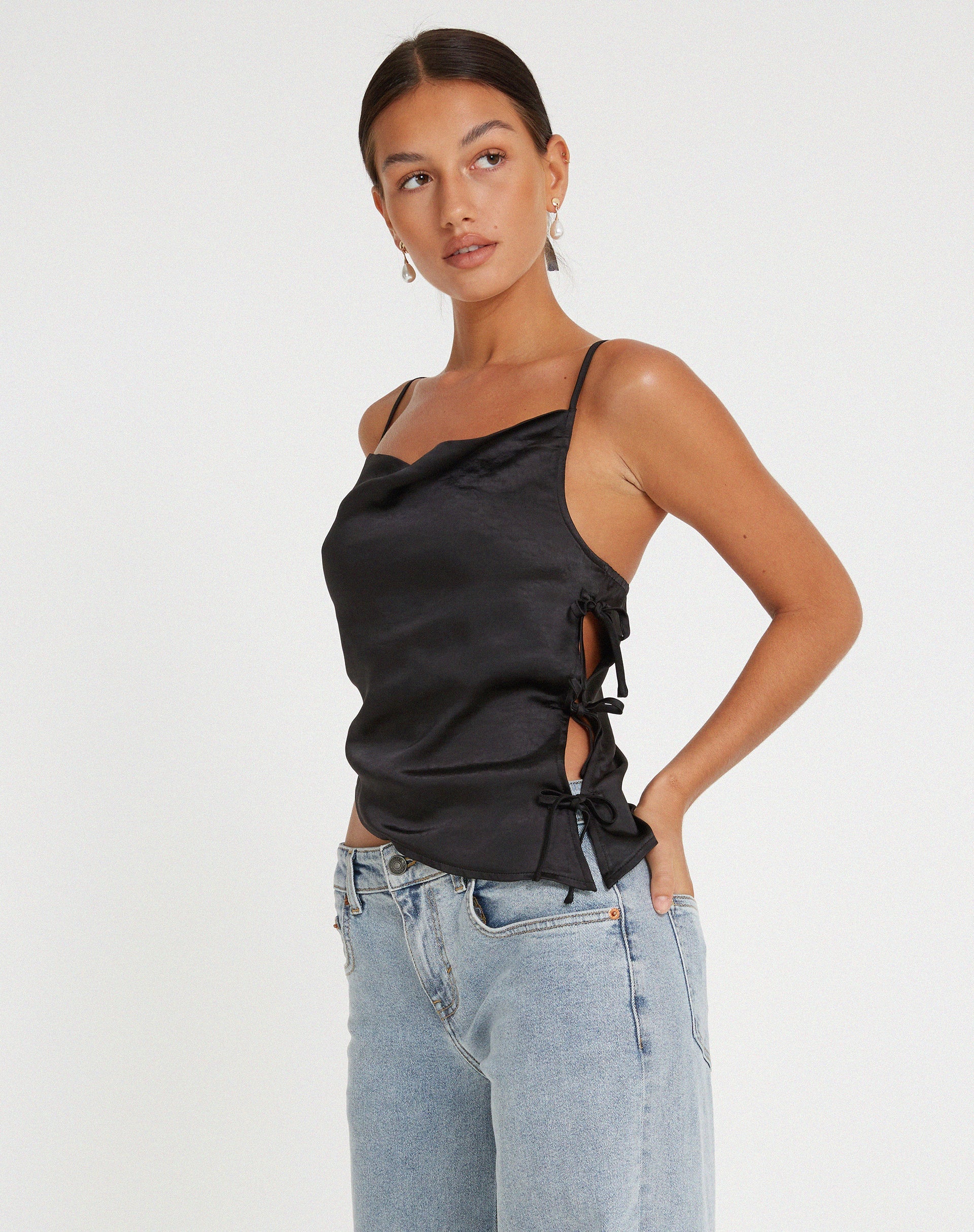 Image de TIMBIS TOP SATIN BLACK
