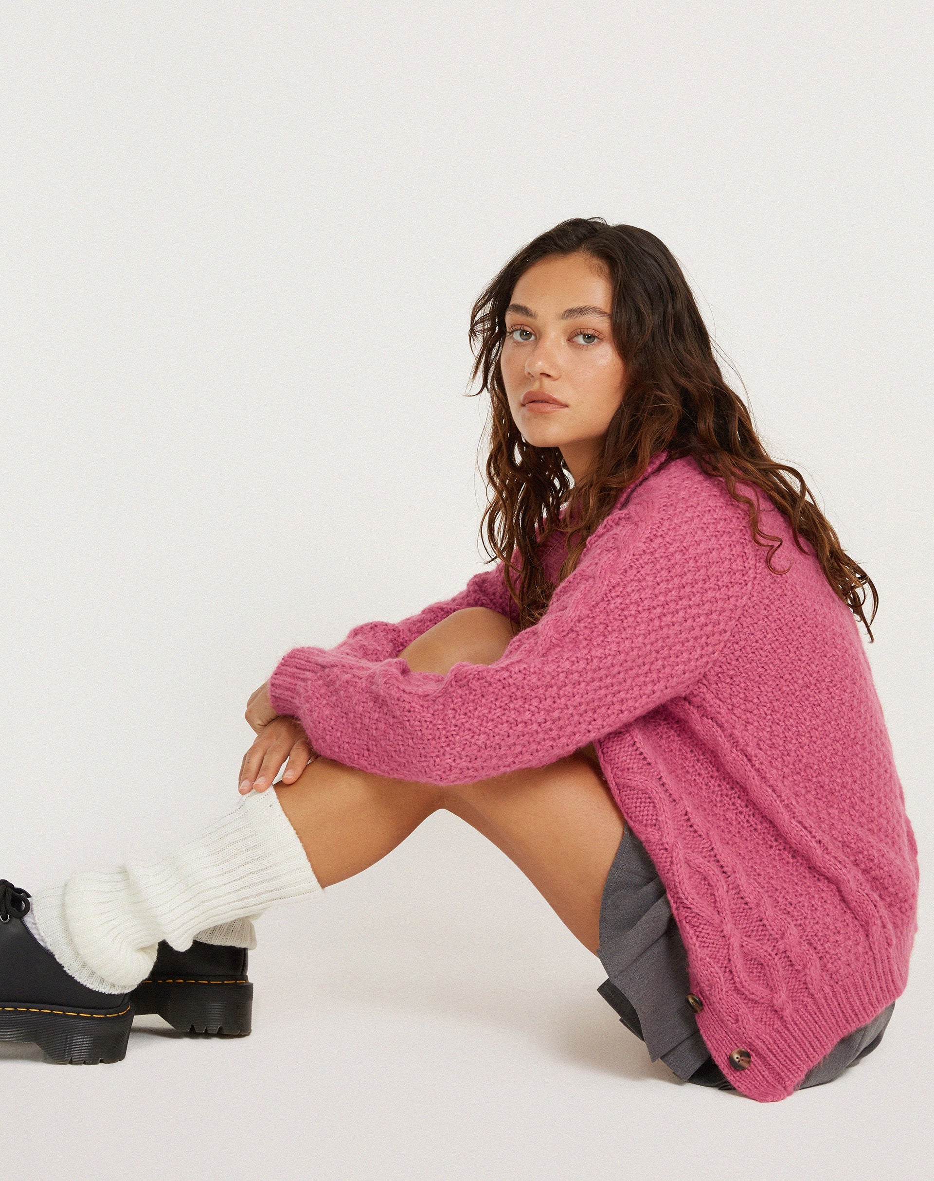 image de Triny Cardi en Cable Knit Pink