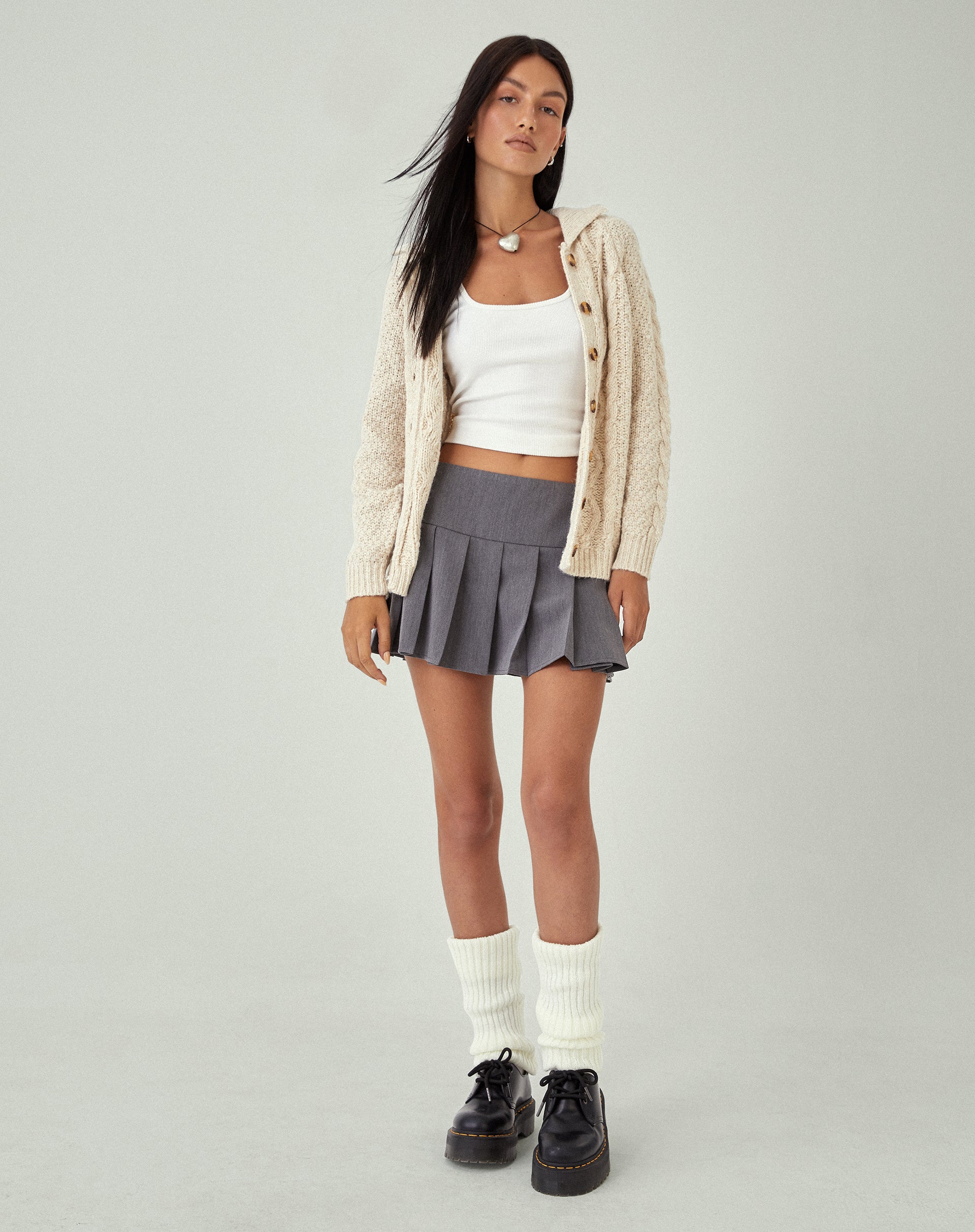 Image de MOTEL X JACQUIE Cardigan Triny en tricot torsadé Oatmeal