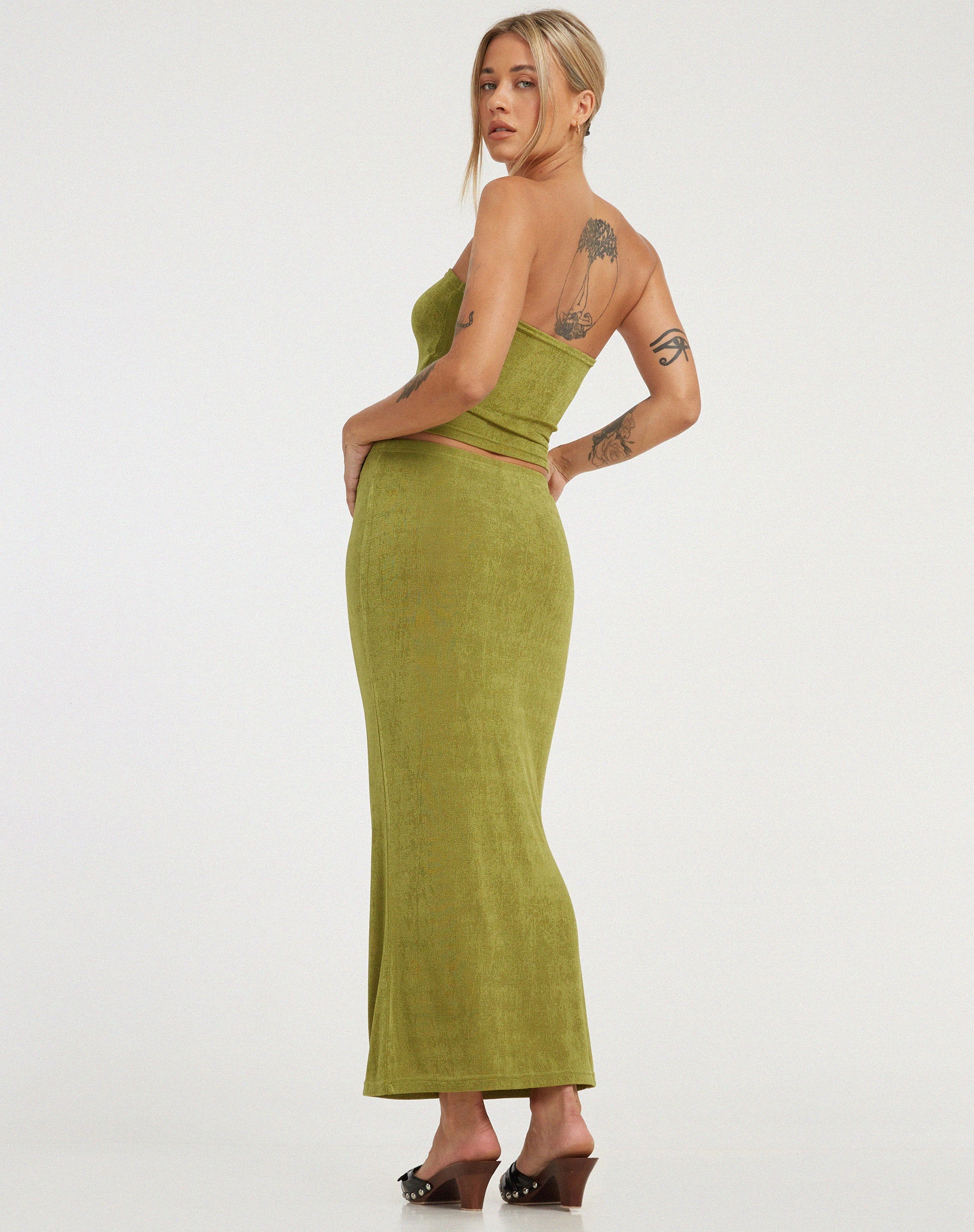 image de Tulus Maxi Skirt in Lime