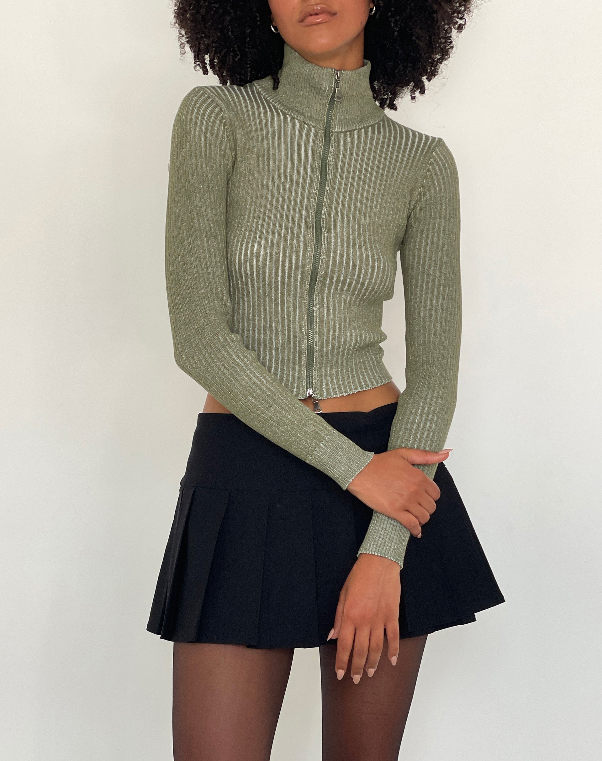 Image de Tuzifa Jumper court en olive