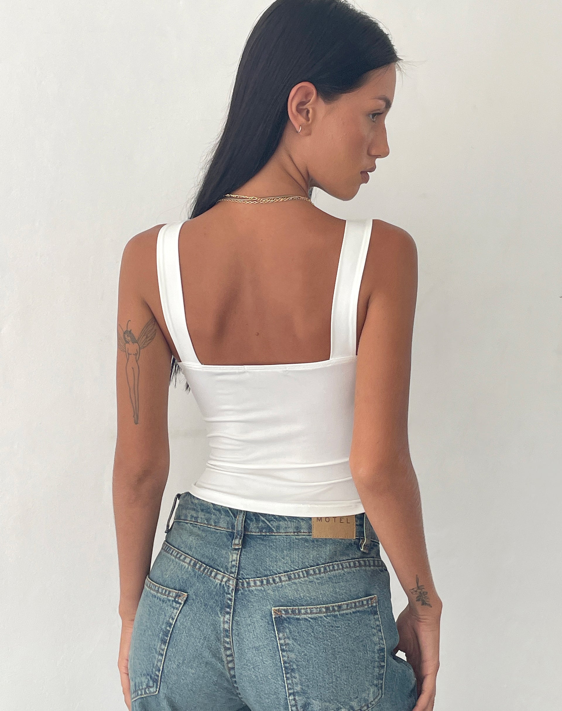 Image de Ulani Crop Top in Ivory