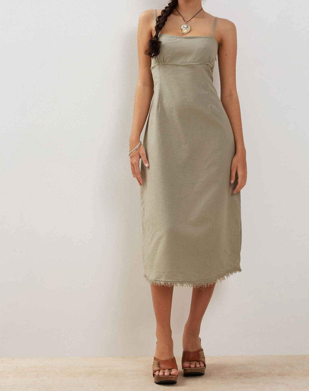 Una - Robe midi à ourlet dégradé, lin vert ardoise