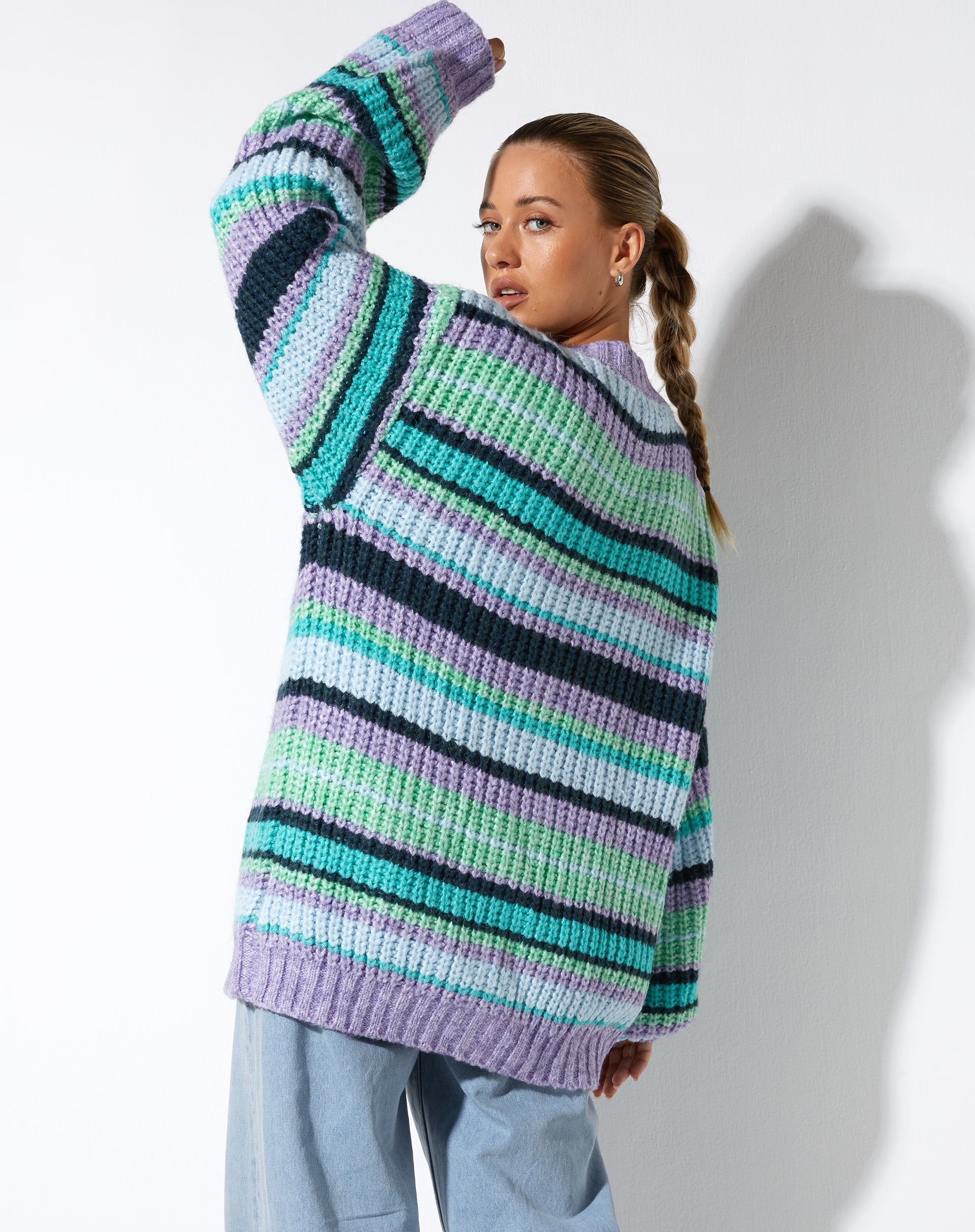 IMAGE DU CARDI Uriela en violet rayé