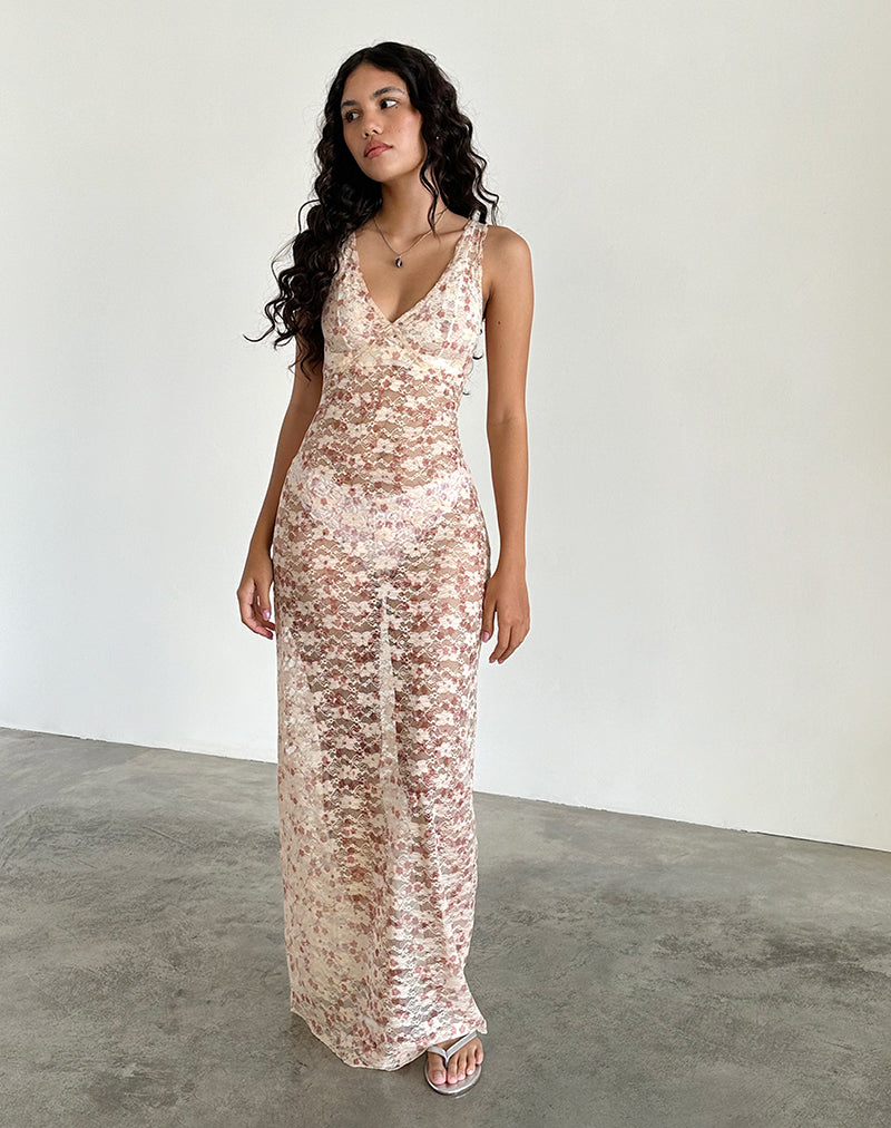 Image de Valtheni Maxi Dress in Chic Petal Pink Lace