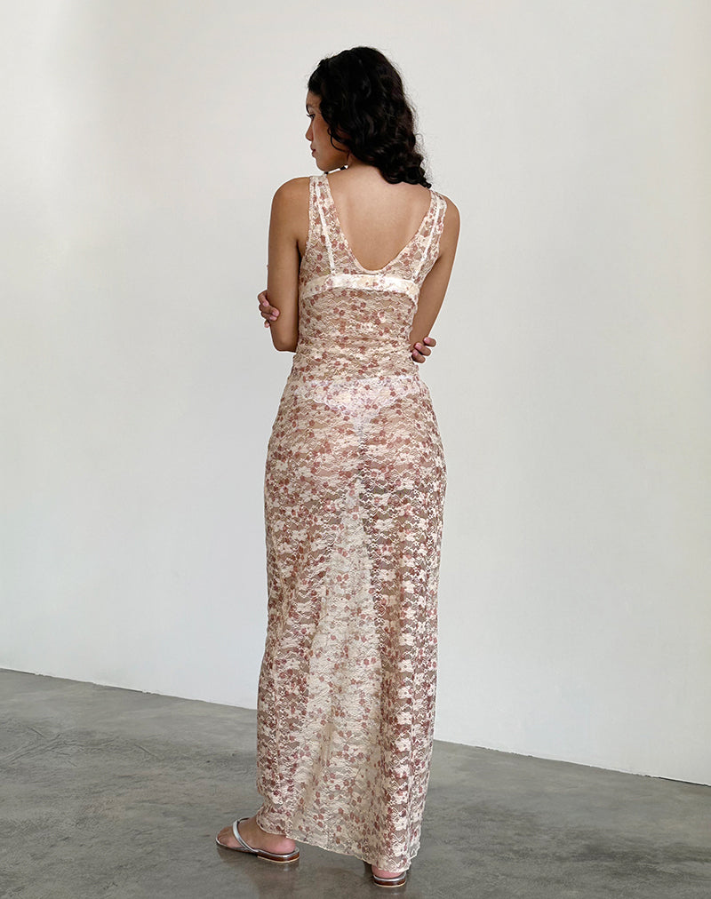 Image de Valtheni Maxi Dress in Chic Petal Pink Lace