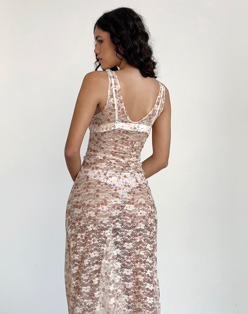 Image de Valtheni Maxi Dress in Chic Petal Pink Lace