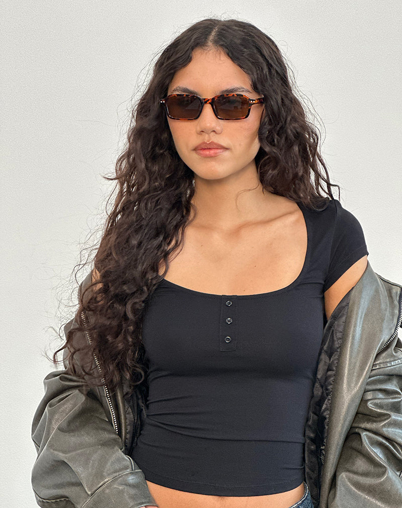 Image de Vibian Short Sleeve Top in Black