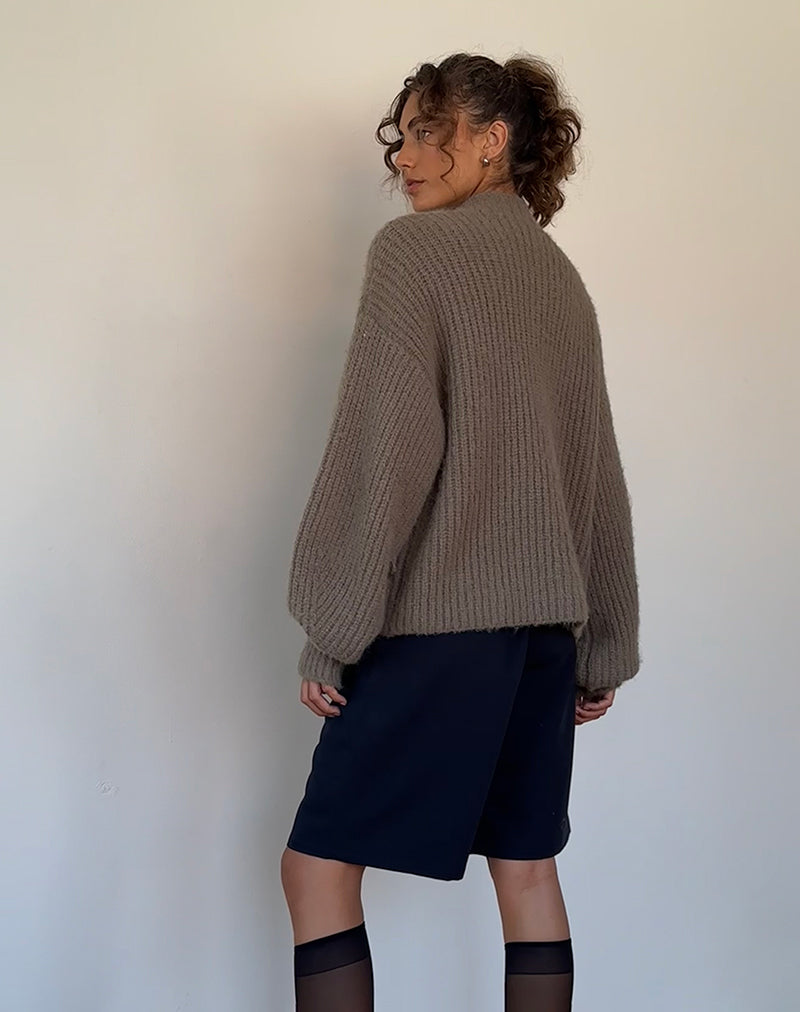 Image de Viola Chandail en tricot surdimensionné en olive pâle