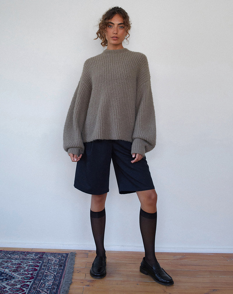 Image de Viola Chandail en tricot surdimensionné en olive pâle