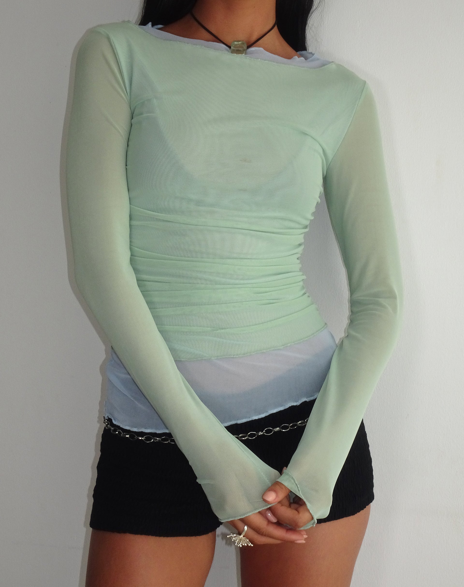 Image de Vrist Long Sleeve Mesh Top in Frost Blue