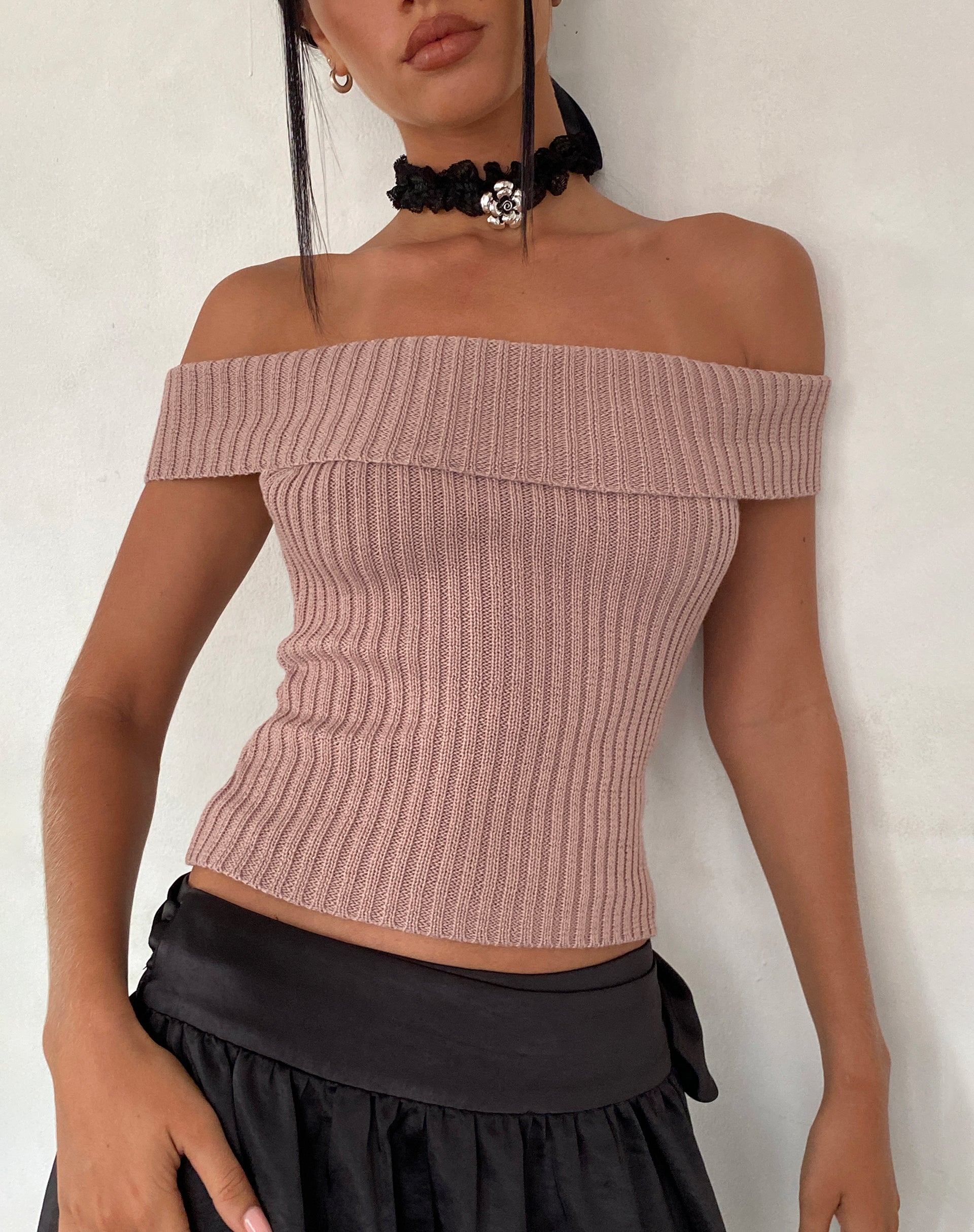 Image de Wilda Bardot Bow Back Top in Knit Blush