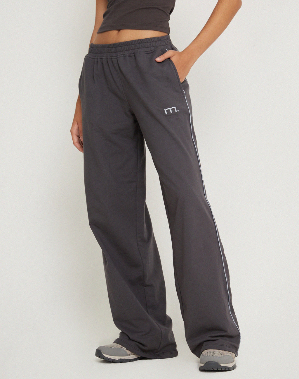 Pantalon de jogging à jambes larges Benton en Beluga Grey
