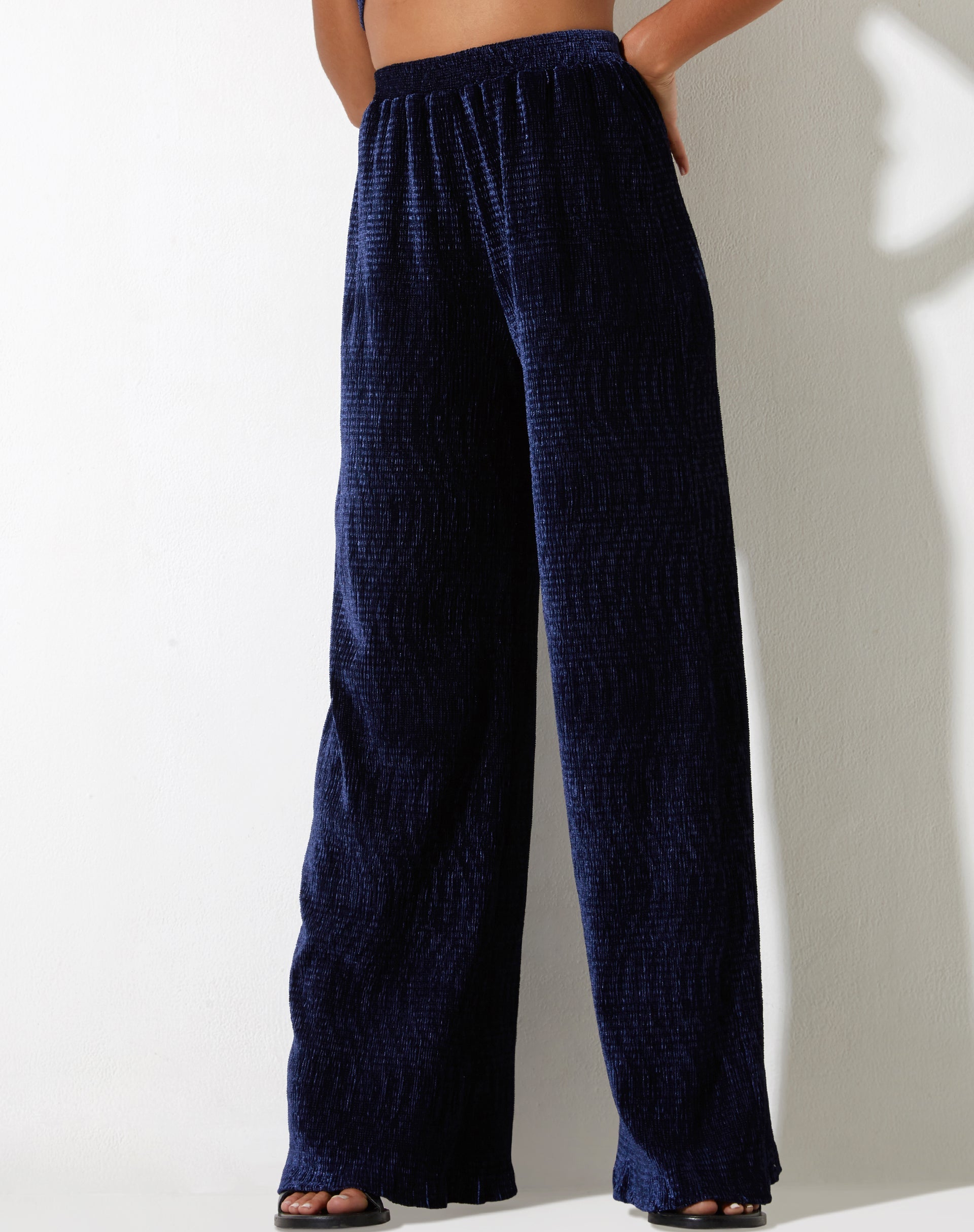 image de Obeli Trouser in Velvet Navy