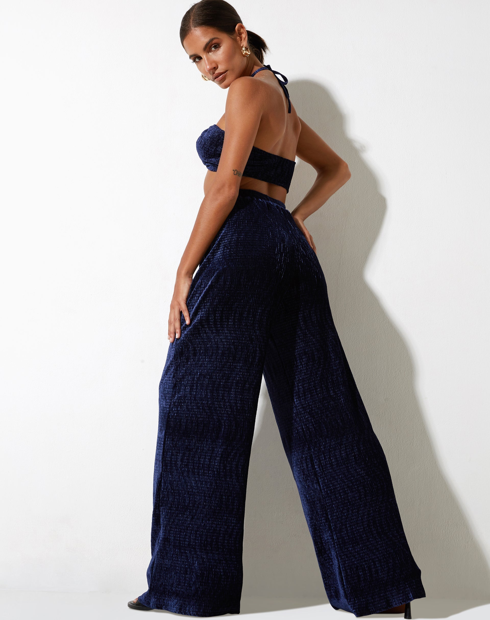 image de Yessa Crop Top in Velvet Navy