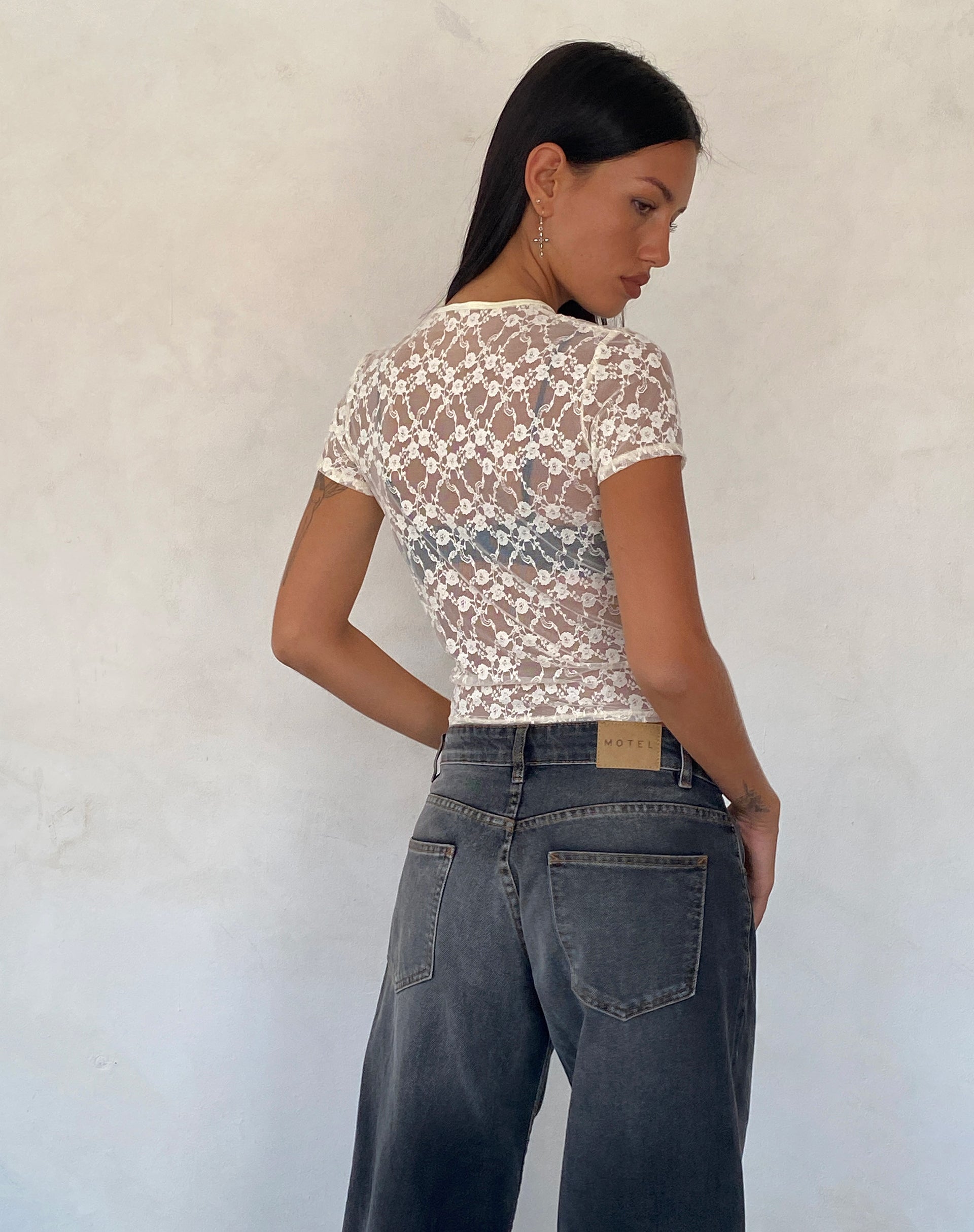 Image de Zorani Baby Tee en dentelle ivoire