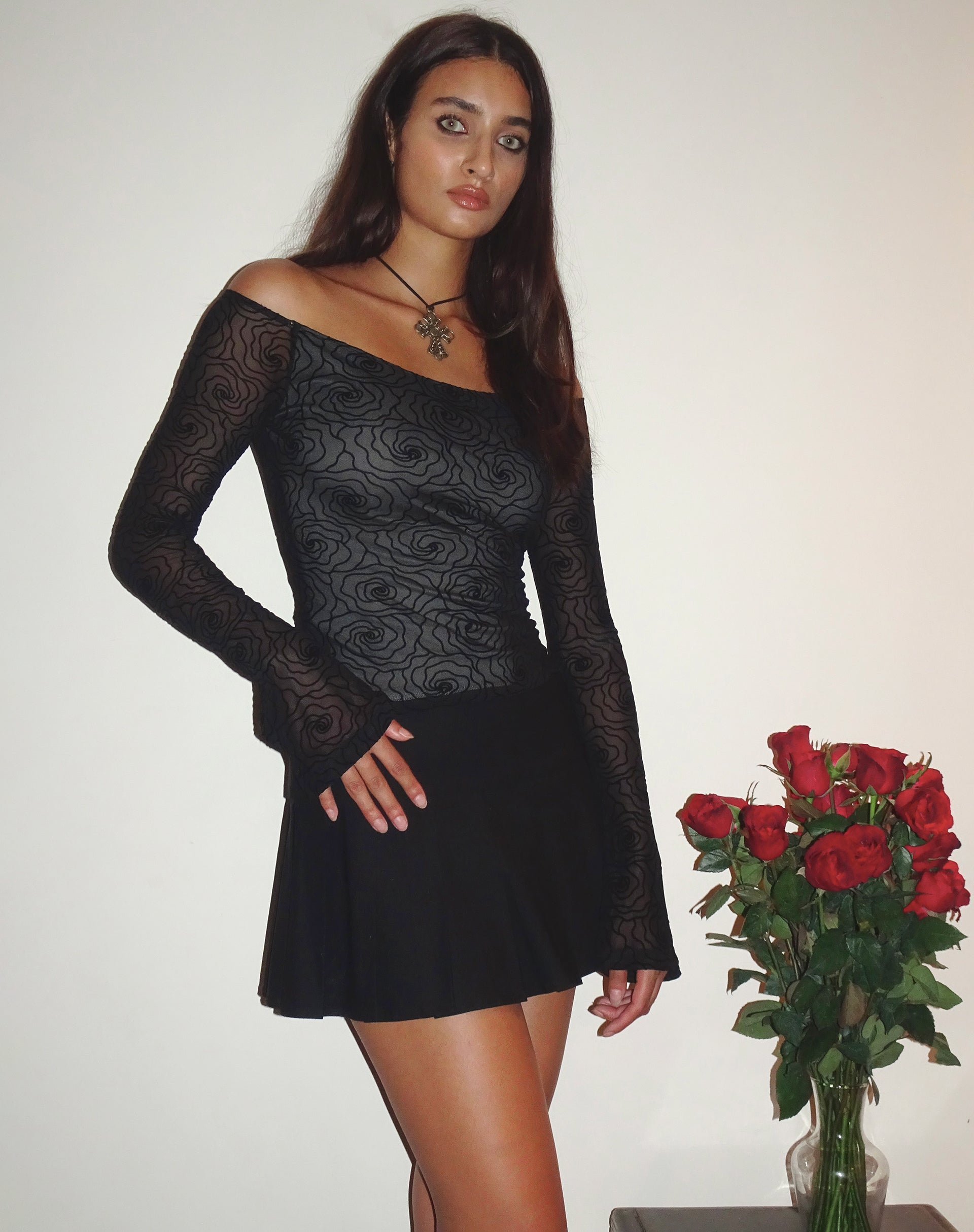 Image de Neira Long Sleeve Mesh Bardot Top in Black Abstract Flower Flock
