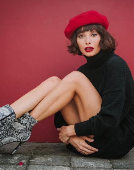Neve Jumper Dress in Rib Knit Black (robe-chaussette en tricot côtelé)