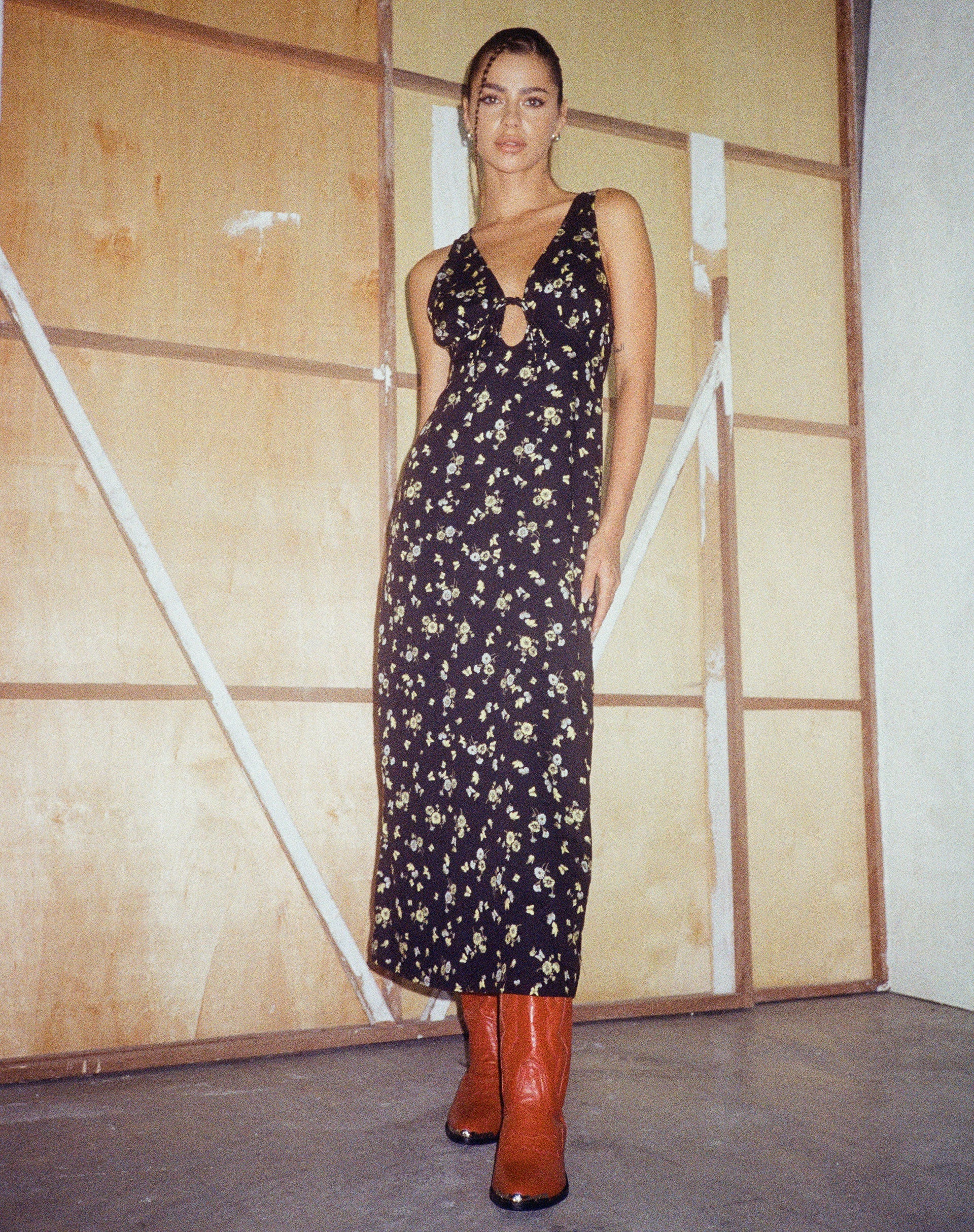 image de Fiaso Midi Dress in Lemon and Lime Black